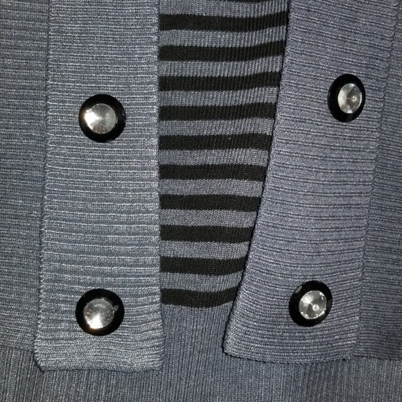 Sweater - Picture 2 of 5